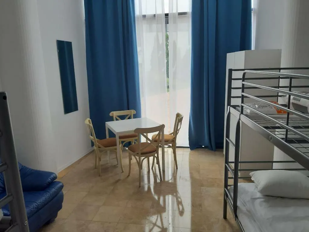 بوخارست Hotel Andy Km 36